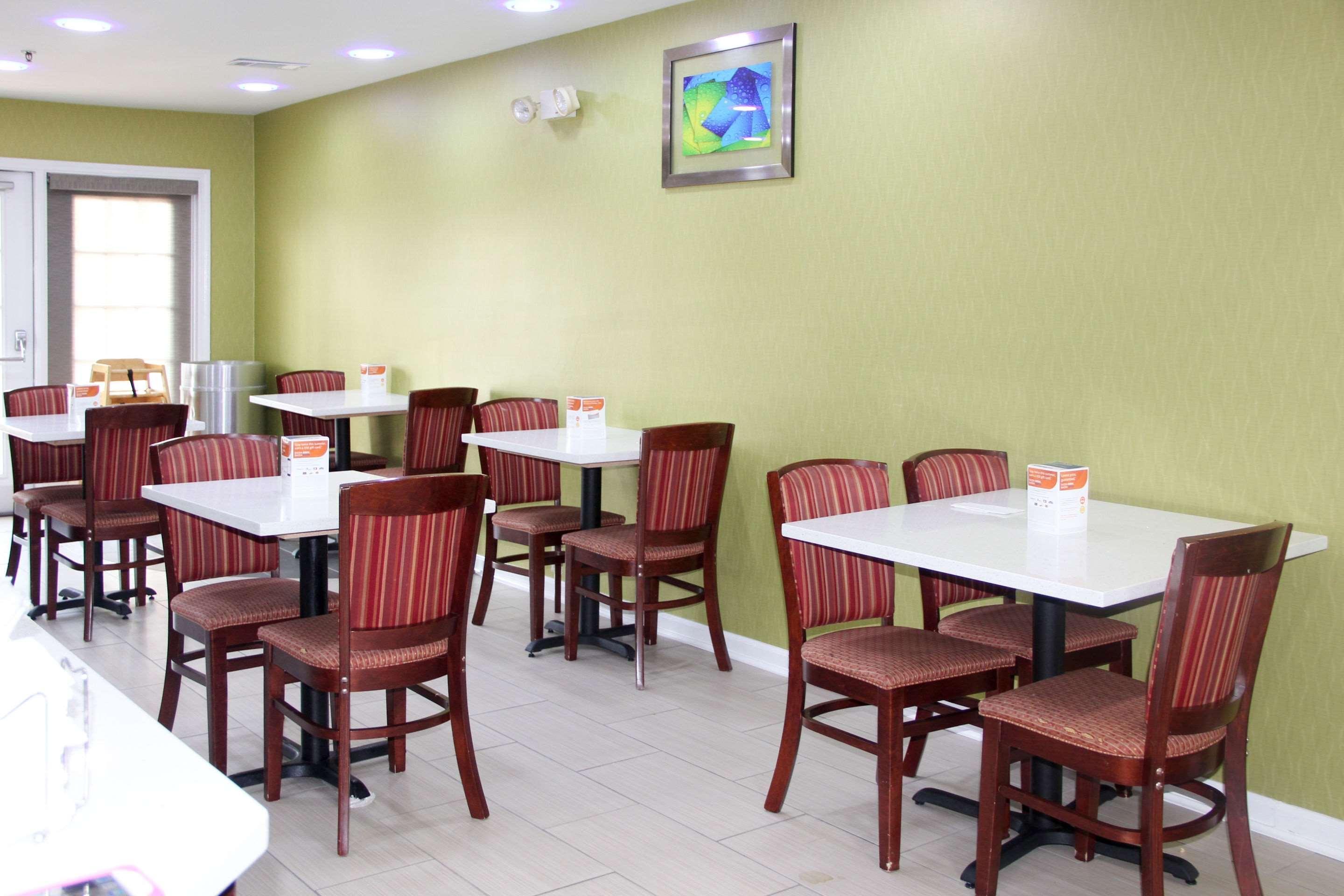 Quality Inn Albertville Us 431 Екстериор снимка